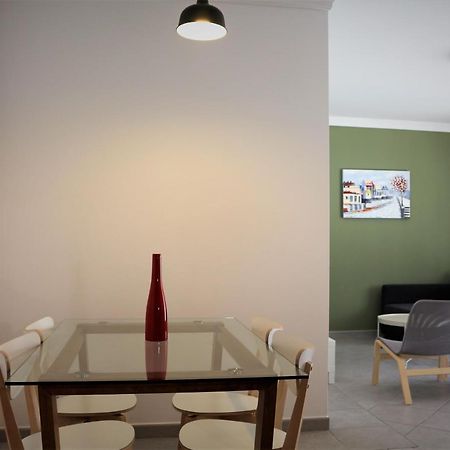Lovely Apartment In Carvoeiro By The Beach Buitenkant foto