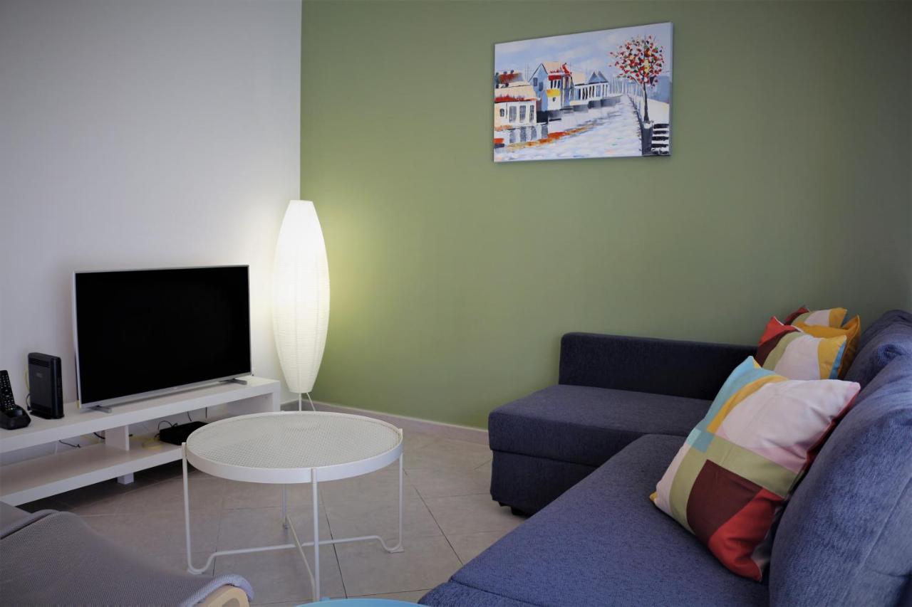 Lovely Apartment In Carvoeiro By The Beach Buitenkant foto