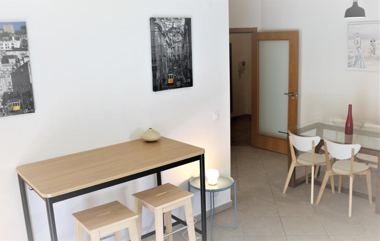 Lovely Apartment In Carvoeiro By The Beach Buitenkant foto